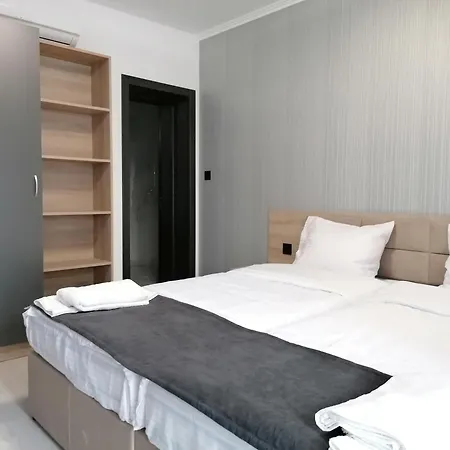 Къща за гости гест хаус паркова 33 3*