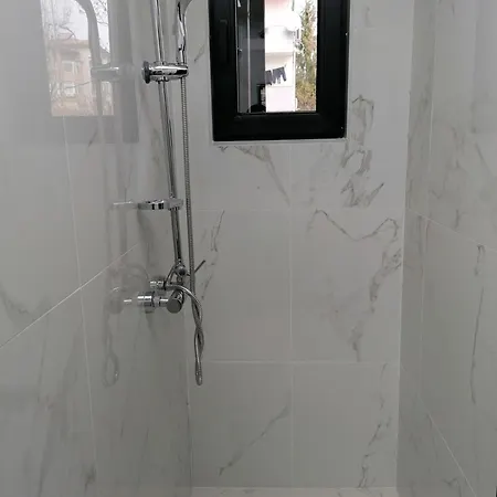 Къща за гости гест хаус паркова 33 3*