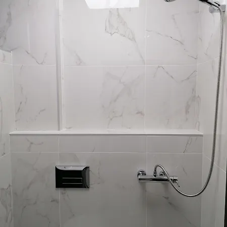 гест хаус паркова 33 3* Разград